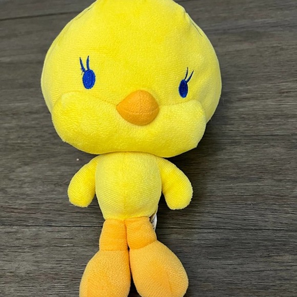 Warner Brothers Looney Tunes Tweety Bird Chibi Plush - Picture 1 of 5